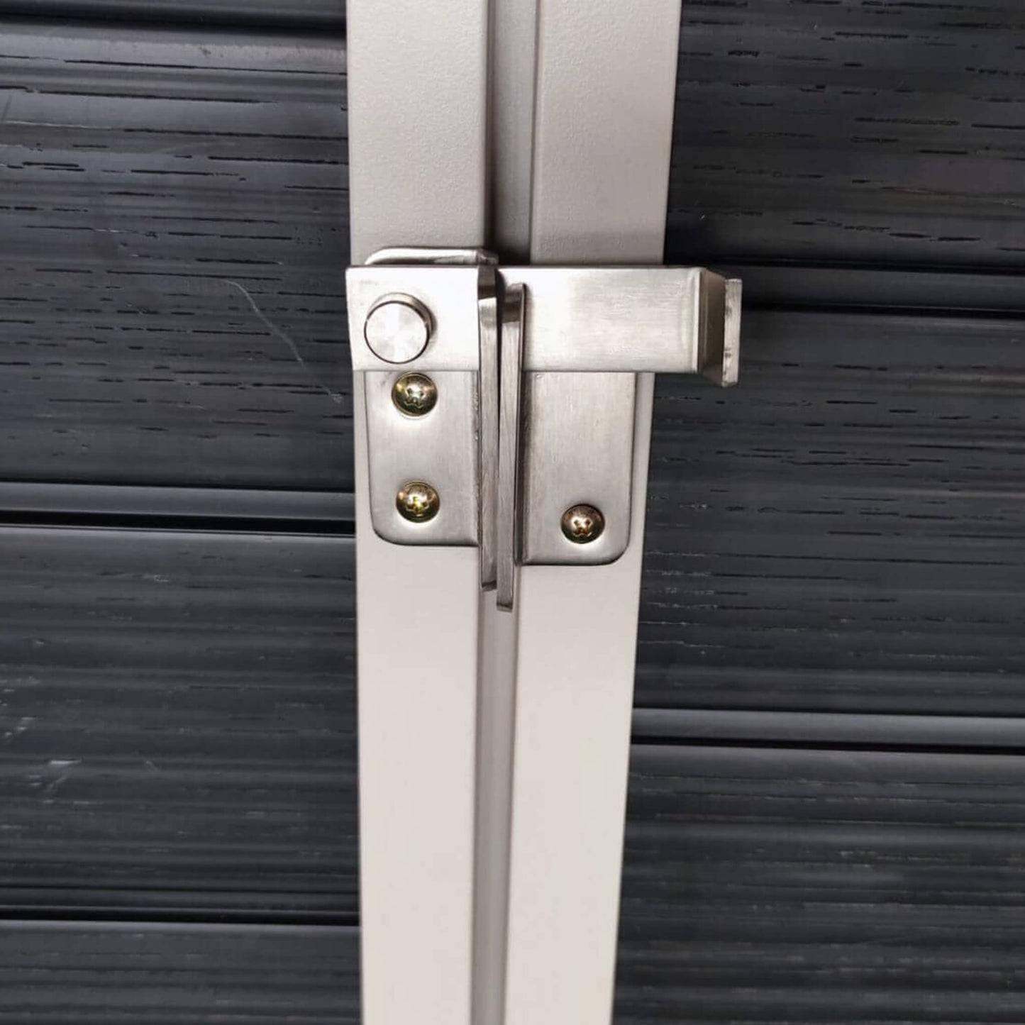 [06X08FT] Alora Outdoor Resin Patio Garden Shed With Floor, 2 Windows, And Lockable Doors (SAK54953)